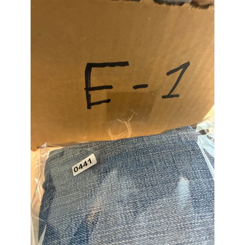 Levis 506 Standard Straight Leg Jeans Blue Faded Distressed Grunge Mens 33x31 - Picture 8 of 8